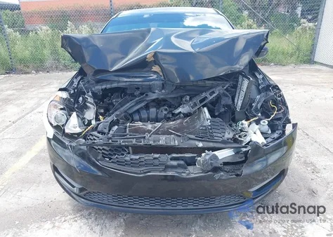 2015 Kia Forte Lx z USA, uszkodzony, nr VIN KNAFK4A66F5323928